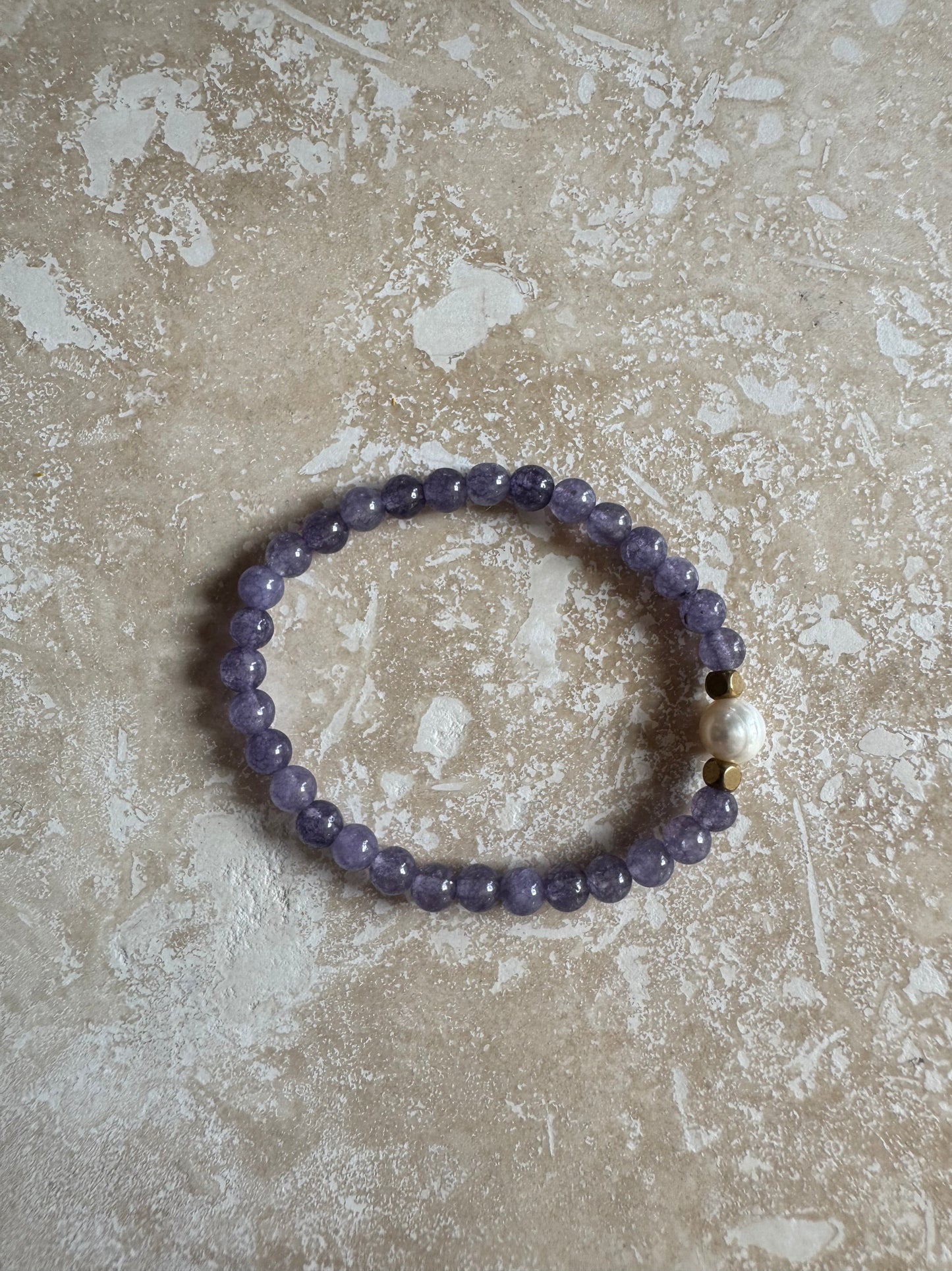 Angelite kisses the Ocean