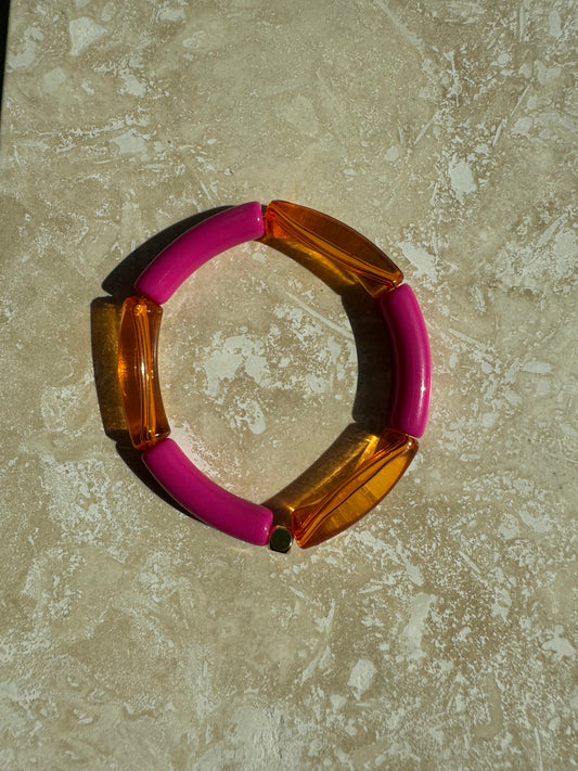 Pink loves Orange