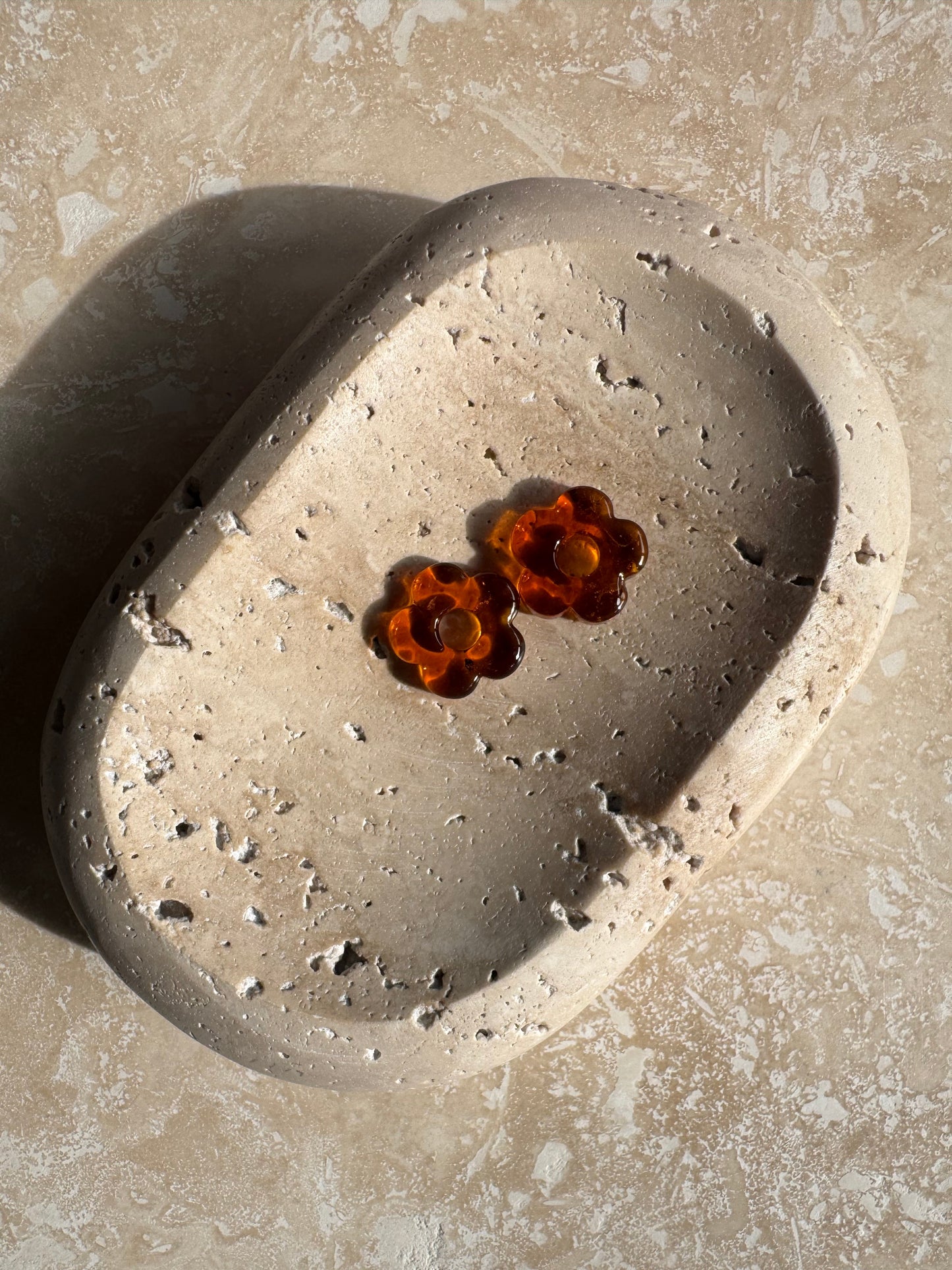 Anhänger Glossy Flower brown