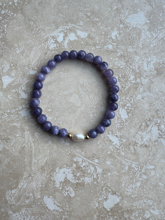 Angelite Kisses the ocean 6mm